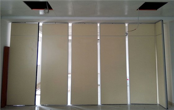 移動(dòng)隔斷墻