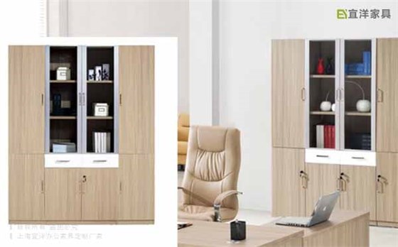 05-板式辦公桌,板式文件柜,皮質(zhì)辦公椅.jpg
