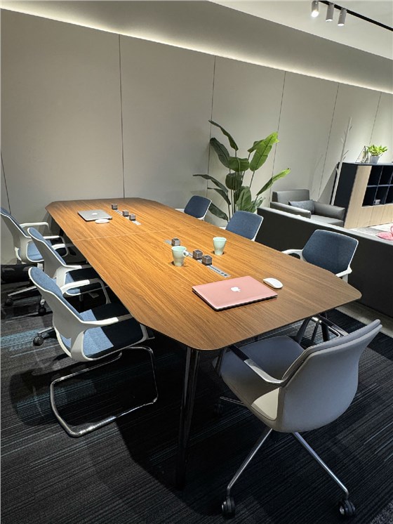 辦公會議桌