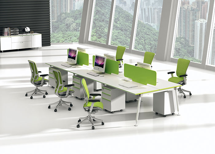 員工辦公桌