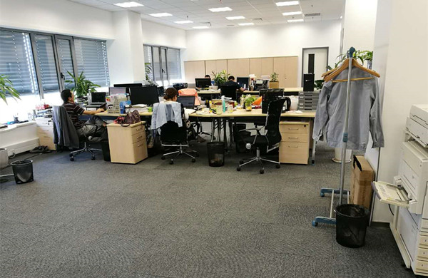 定制時(shí)尚辦公家具|宜洋家具成功案例