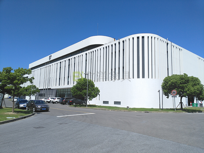 員工桌,洽談桌,實(shí)木大班臺(tái),牛皮老板椅,屏風(fēng)隔斷,高端辦公家具