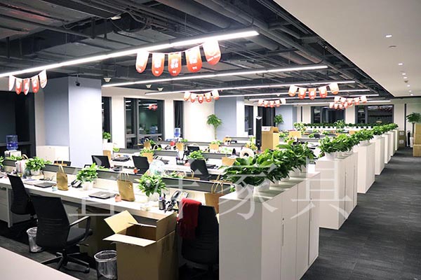 組合職員屏風(fēng)辦公桌,屏風(fēng)員工組合桌