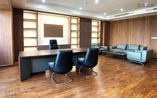 老板辦公桌,會議桌,辦公沙發(fā)