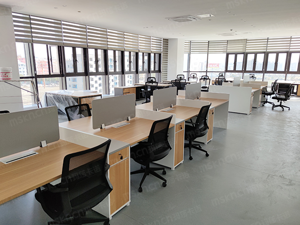 辦公屏風(fēng)桌,定制辦公桌,定制屏風(fēng)桌