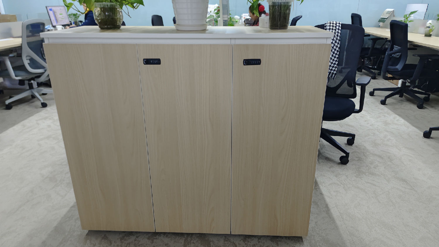 文件柜.jpg 文件柜.jpg