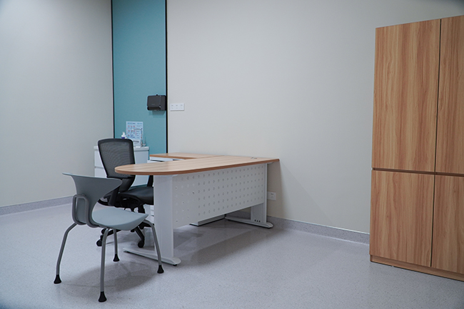 醫(yī)生辦公桌&middot;辦公椅