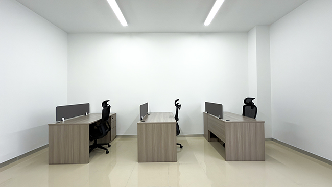 個性化定制辦公家具：辦公桌